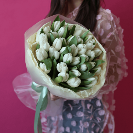 Монобукет №193 из 35 белоснежных тюльпанов Фото 2