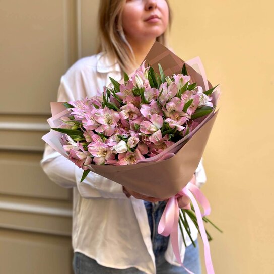 Монобукет №213 из 9 альстромерий Фото 4