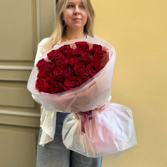 Монобукет №214 из 25 красных роз Фото 4