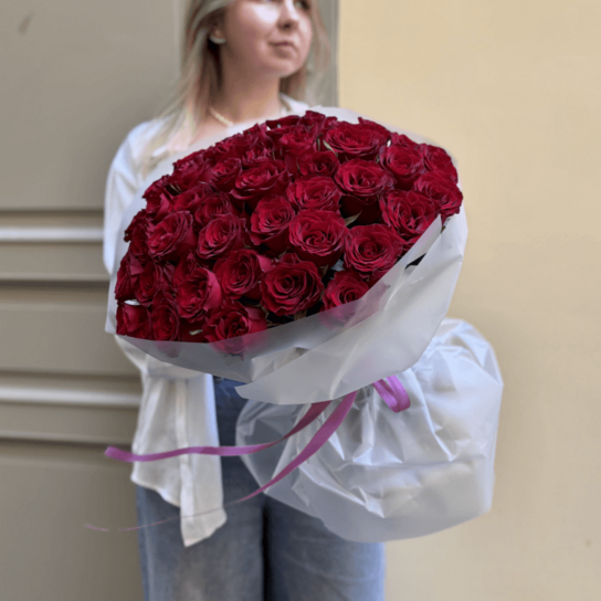 Монобукет №229 из 51 красной розы Фото 3