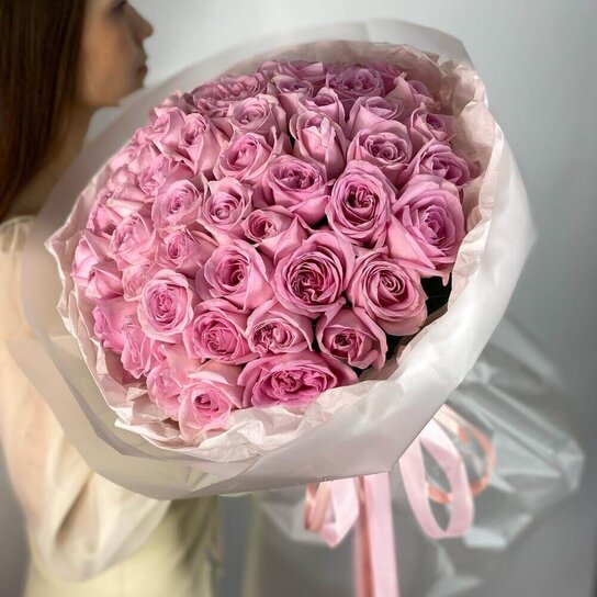Монобукет №247 51 нежно-розовая Роза в упаковке Фото 4