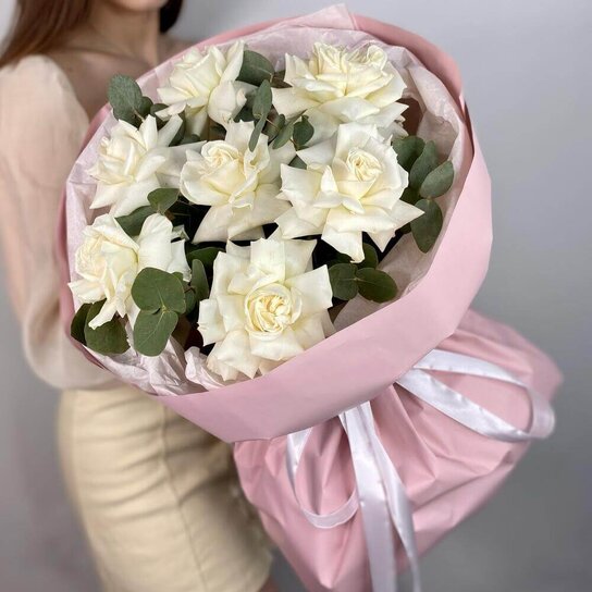 Монобукет №252 Белые французские розы с эвкалиптом Фото 2