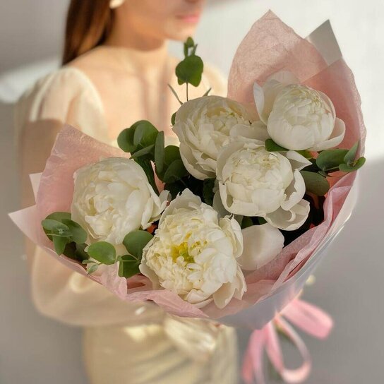 Монобукет №255 Белоснежные ароматные пионы Фото 2