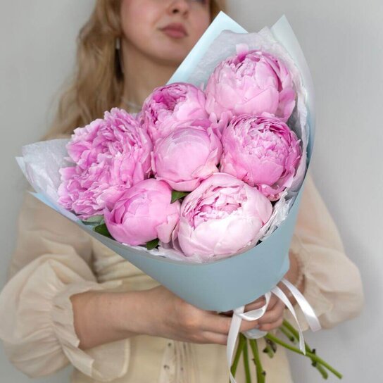 Монобукет №258 Пионы Sarah Bernhardt в букете Фото 2
