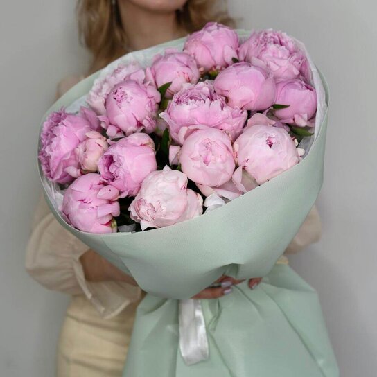 Монобукет №259 15 розовых пионов Sarah Bernhardt Фото 2