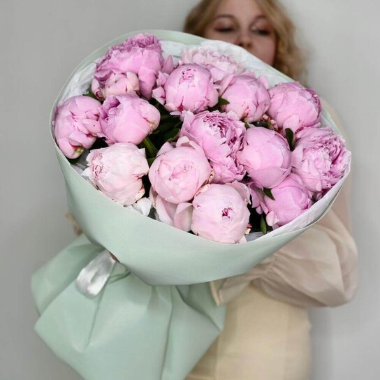 Монобукет №259 15 розовых пионов Sarah Bernhardt Фото 3