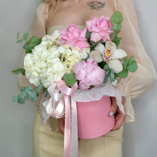 Композиция №169 Нежные цветы в коробке Фото 3