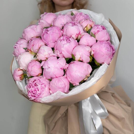 Монобукет №260 Пионы Sarah Bernhardt в букете из 23 штук Фото 2