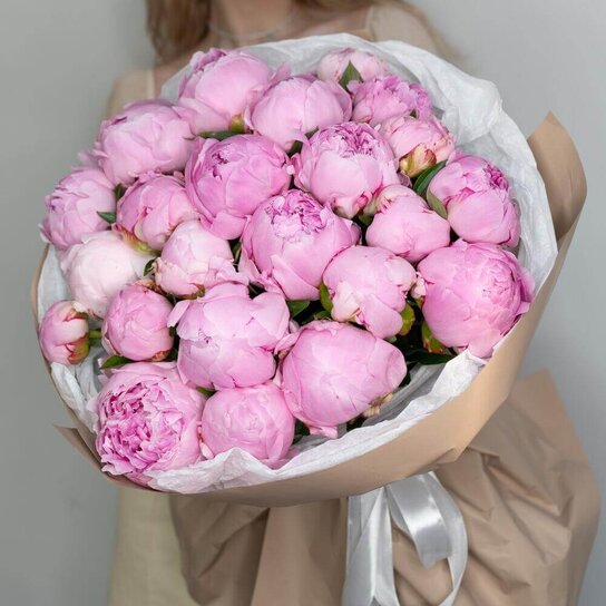 Монобукет №260 Пионы Sarah Bernhardt в букете из 23 штук Фото 4