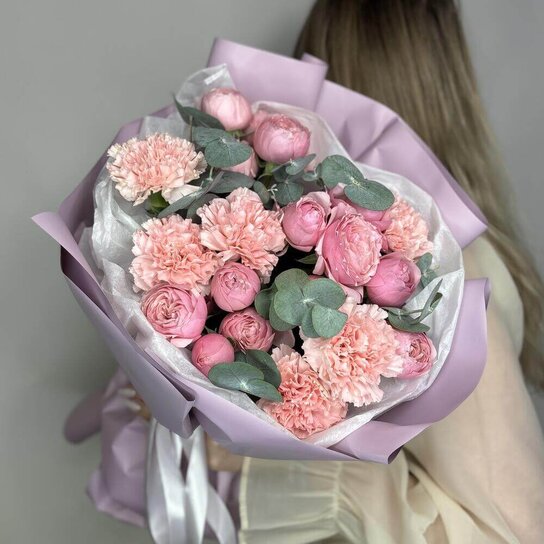 Авторский букет №272 из стойких диантусов и пионовидной розы Фото 4