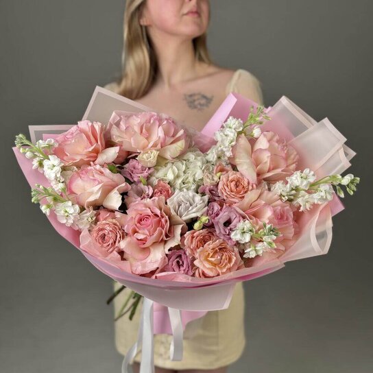 Авторский букет №273 Букет из пионовидных и французских Фото 3