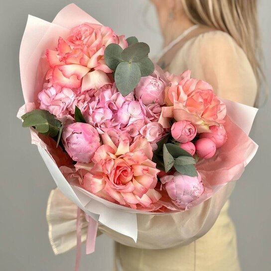 Авторский букет №277 Букет из пионов, французских роз и гортензии Фото 4