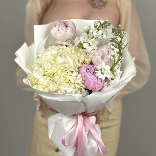Авторский букет №279 Летний букет из пионов, маттиолы и гортензии Фото 3