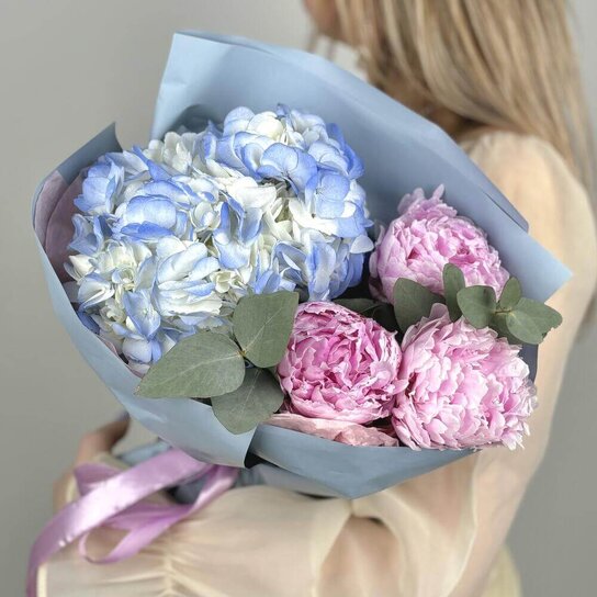 Авторский букет №281 Гортензия и пионы Фото 3