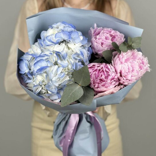Авторский букет №281 Гортензия и пионы Фото 4