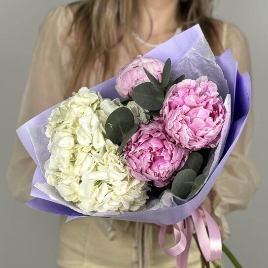Авторский букет №282 Пионы и гортензия Фото 3