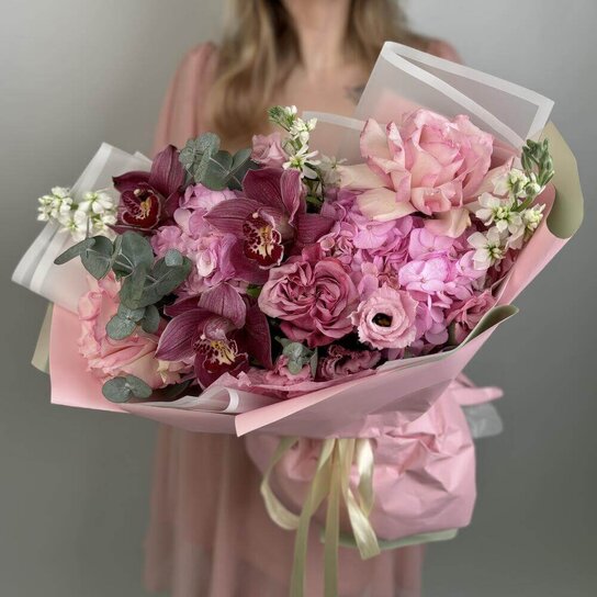 Авторский букет №307 с розовой орхидеей, гортензией и розами Фото 4