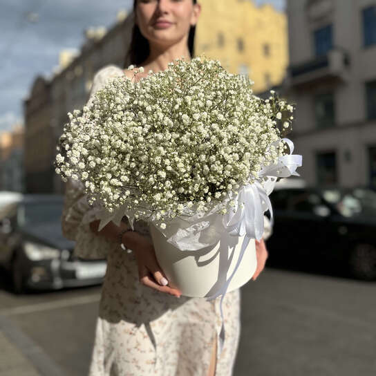 Композиция №105 с воздушной белой гипсофилой, размер L