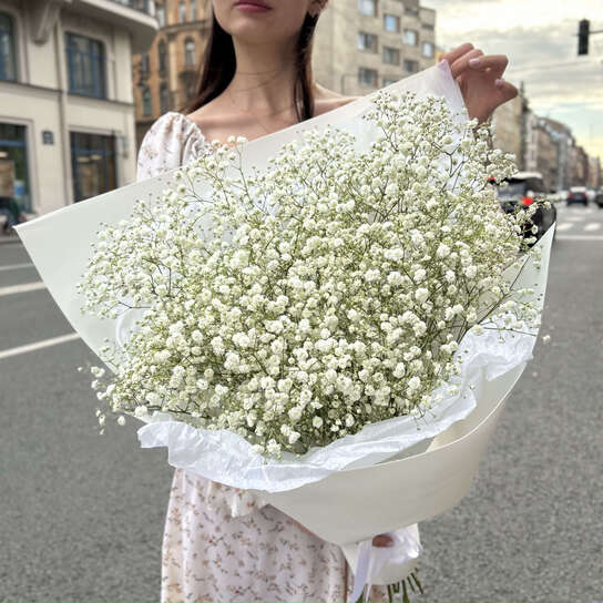 Монобукет №132, воздушная белая гипсофила, размер L